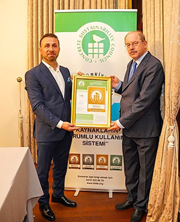Beton Sürdürülebilirlik Konseyi’nce Albayrak Beton, Altan Beton ve Alton Agrega Tesislerimiz ‘‘Altın’’ seviyesinde CSC sertifikası kazandı.